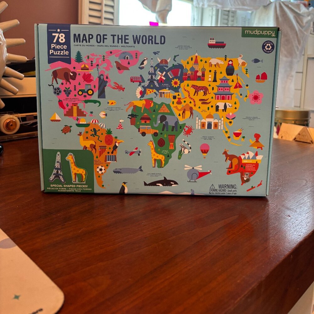 3 LIKE NEW: 3 Mudpuppy Kids Puzzle sets -Map of the World/USA & Europe-$60 Value